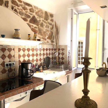 Appartement De Charme Au Coeur De Saint Tropez Bagian luar foto