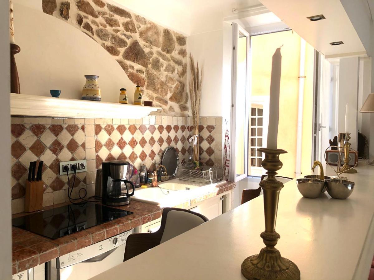 Appartement De Charme Au Coeur De Saint Tropez Bagian luar foto