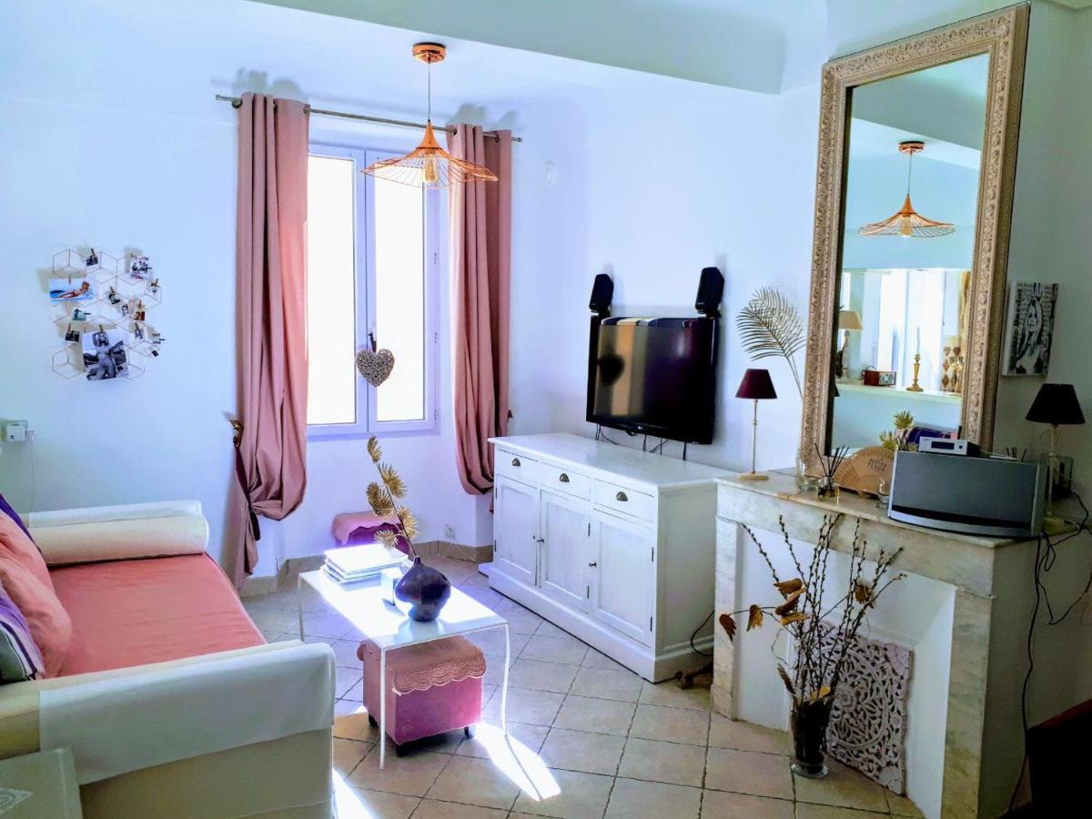Appartement De Charme Au Coeur De Saint Tropez Bagian luar foto